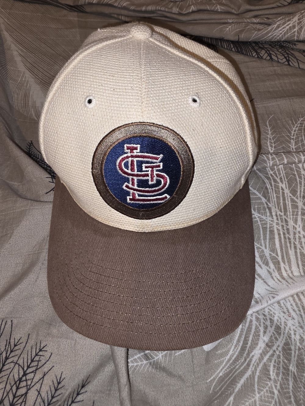 American Needle Cream and Brown St. Louis Cardinals Snapback Hat